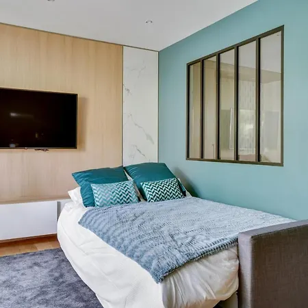 137 Moulin, Great Apt, Parigi
